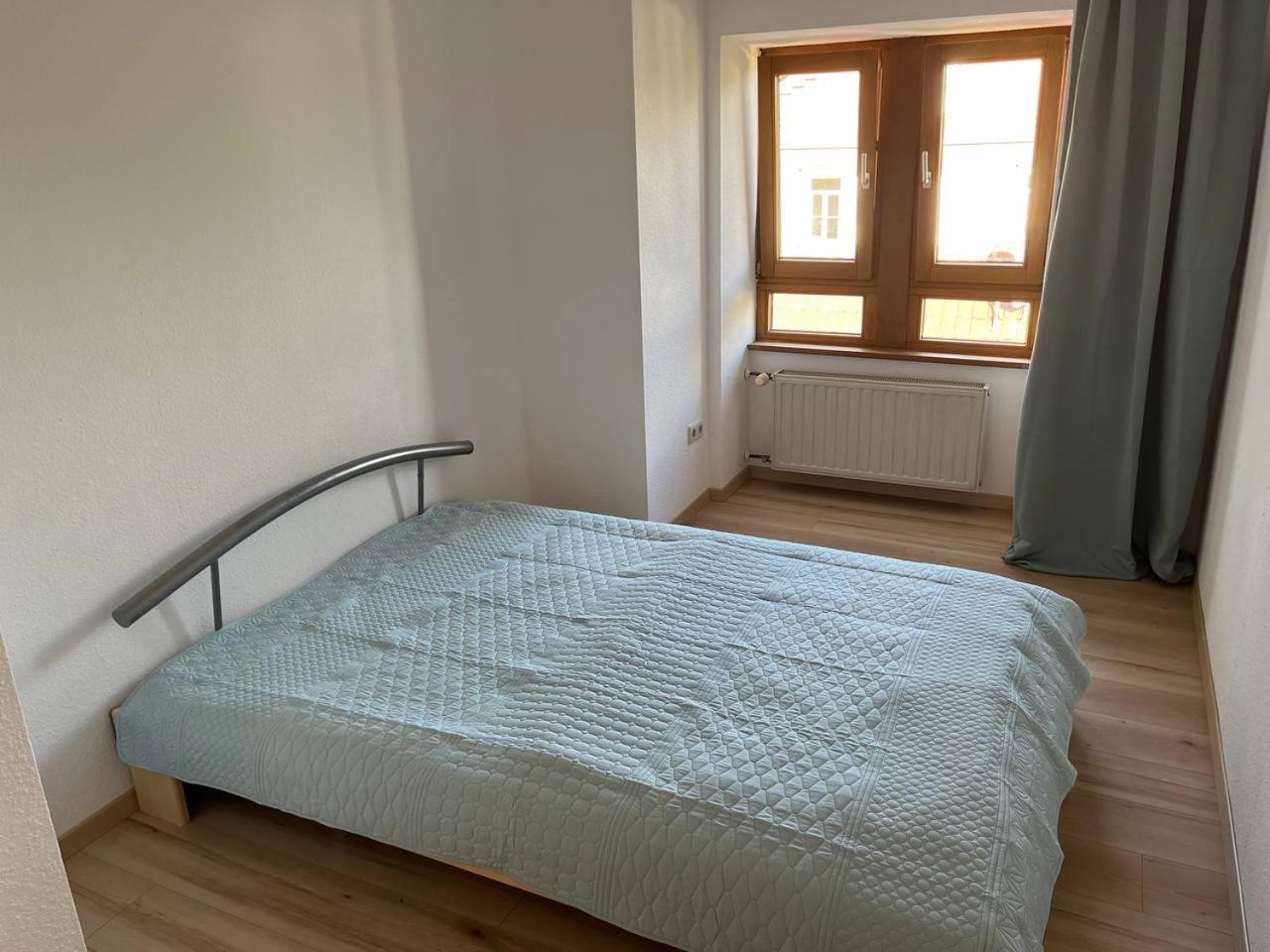 Schoene Dachgeschosswohnung Im Herzen Von Deidesheim Extérieur photo